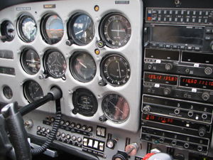 Cessna 172 - panel awioniki pokladowej